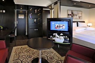 Suite cabin on Avalon Impression