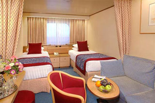 Oceanview cabin on Volendam
