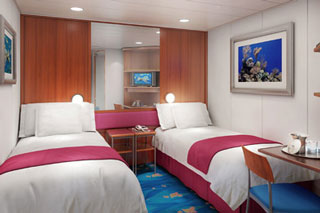Inside cabin on Norwegian Jewel