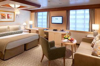 Suite cabin on Golden Princess