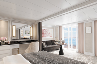 Suite cabin on Seven Seas Splendor
