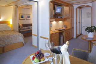 Suite cabin on SeaDream II