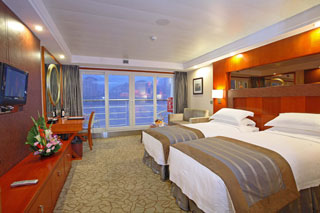 Suite cabin on Viking Emerald