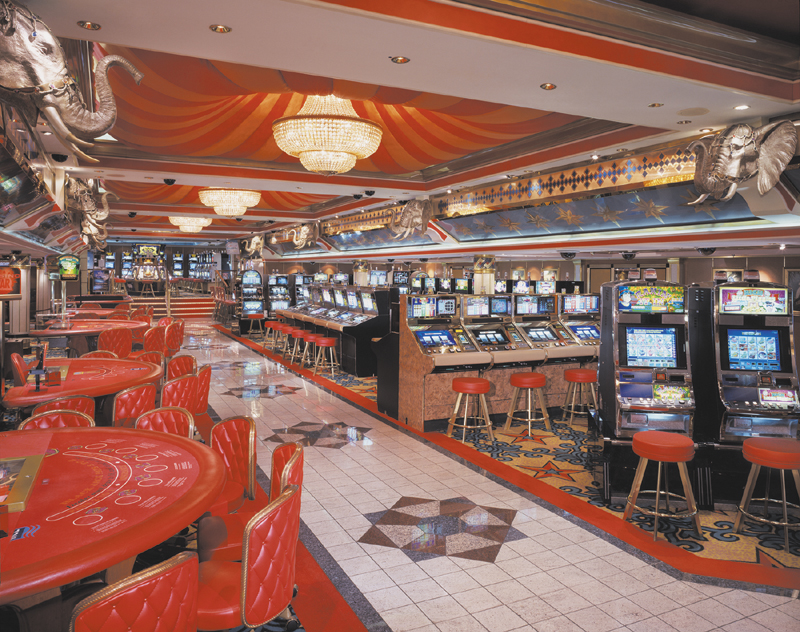 Norwegian Jade Features and Amenities