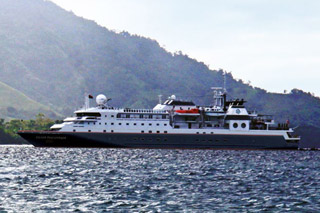 Silver Discoverer